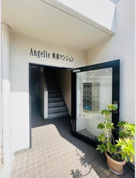 3/5 エントランス