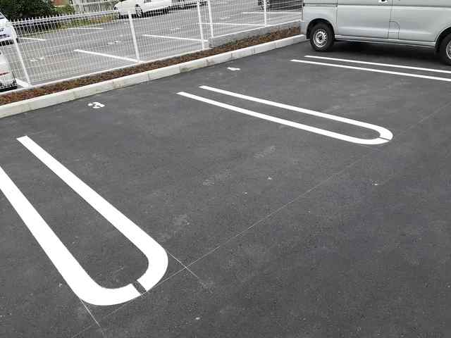 2/2 駐車場
