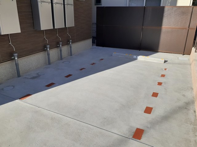 2/2 駐車場
