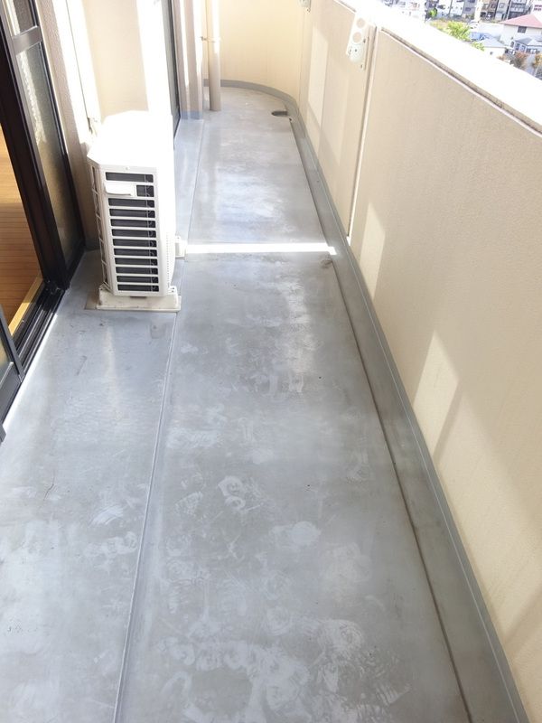 17/26 バルコニー