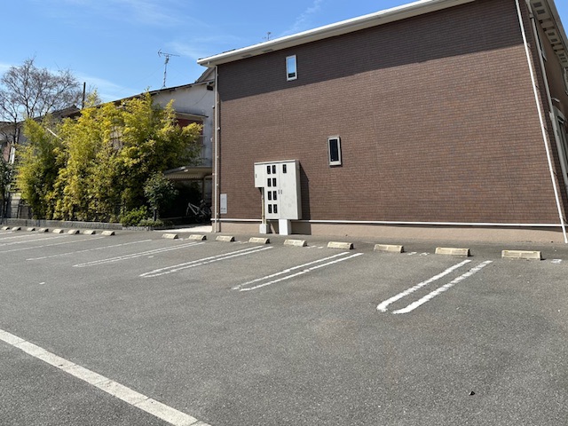 2/2 駐車場