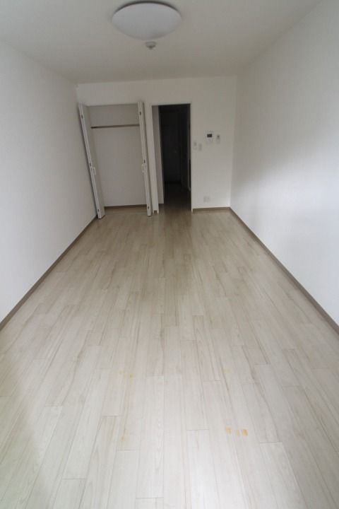 18/20 エントランス