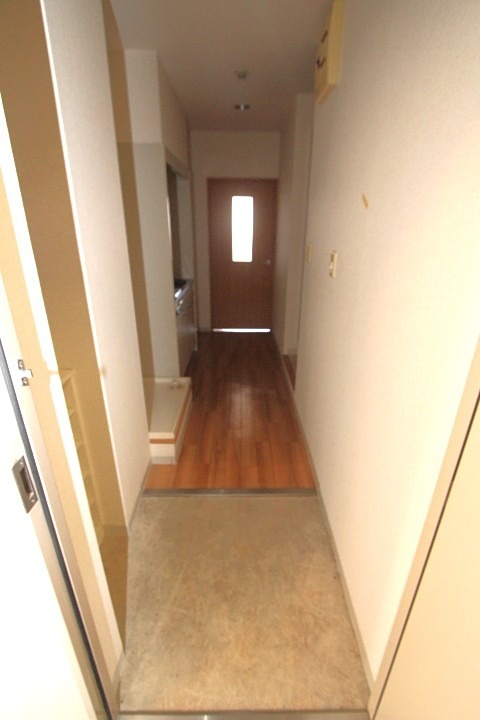 19/21 エントランス