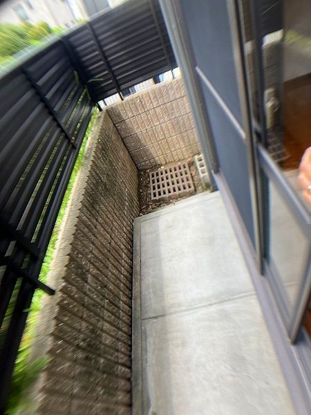 25/28 バルコニー