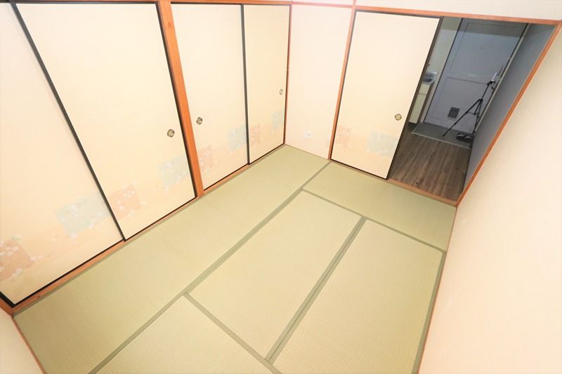 13/16 エントランス