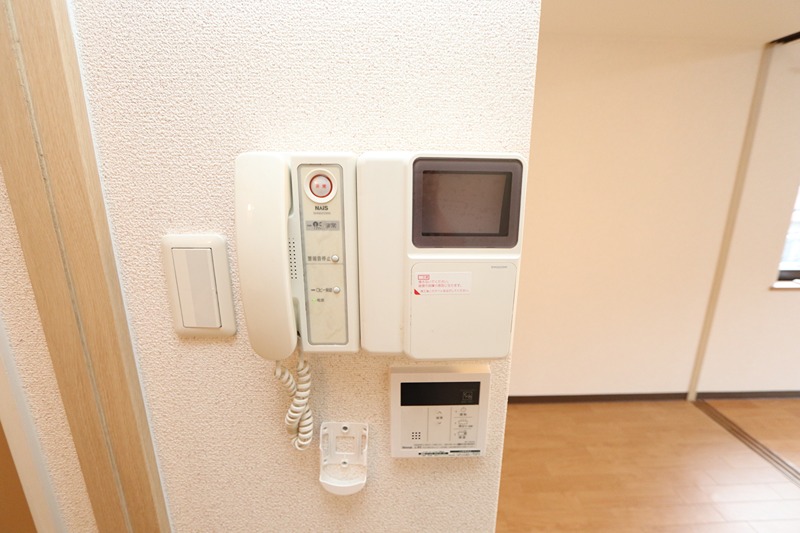 16/18 エントランス