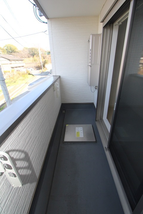 16/23 バルコニー