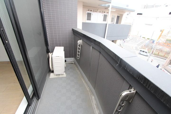 20/30 バルコニー