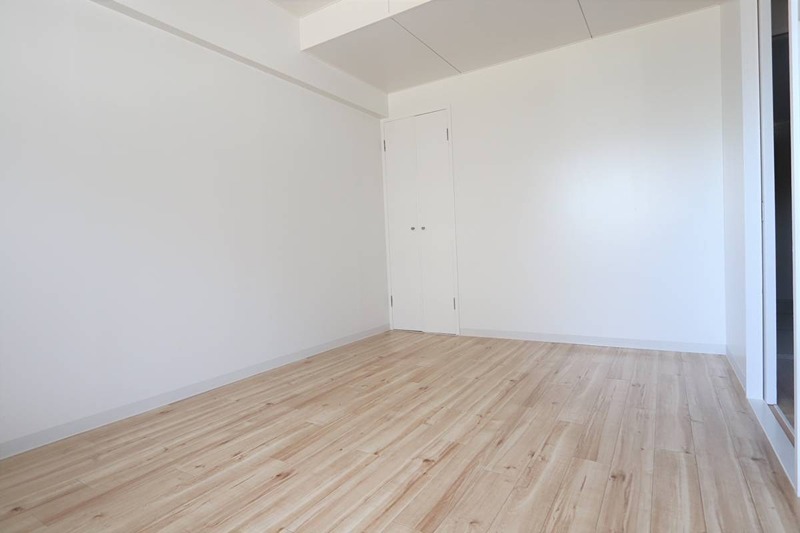 13/16 エントランス