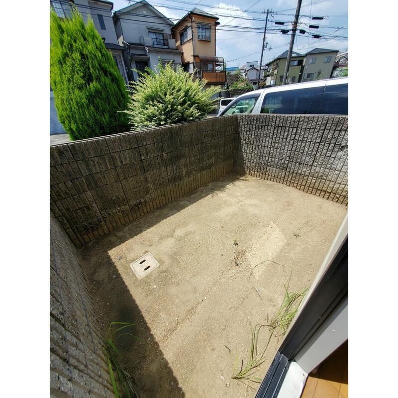 23/30 バルコニー