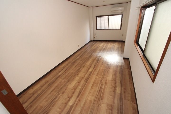 19/22 エントランス