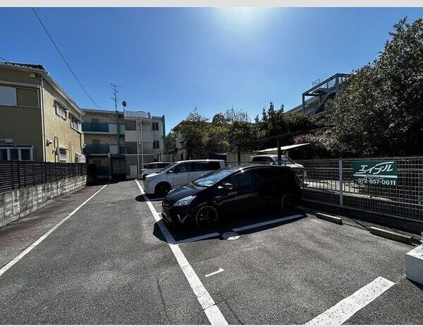 4/6 駐車場