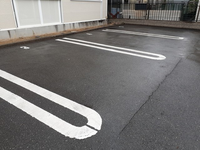 20/20 駐車場