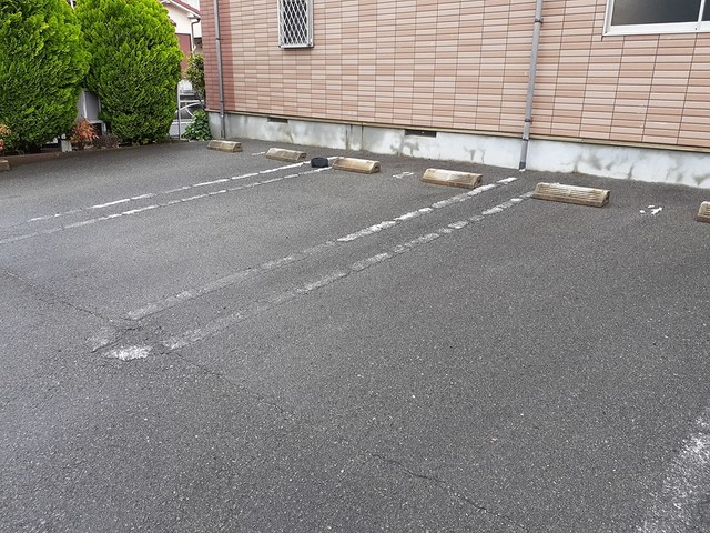 2/2 駐車場