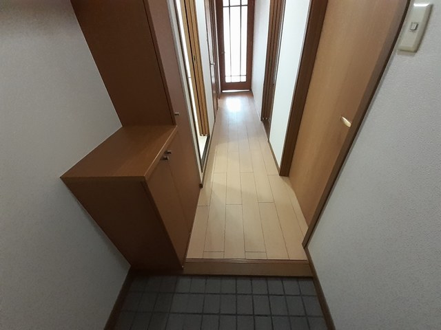 5/20 玄関
