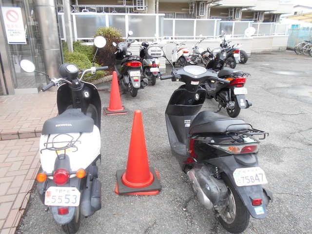 14/16 駐車場