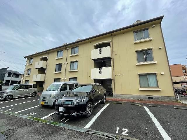 2/4 駐車場