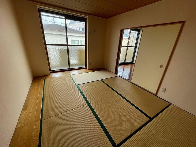 1/4 エントランス