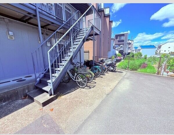16/19 駐車場