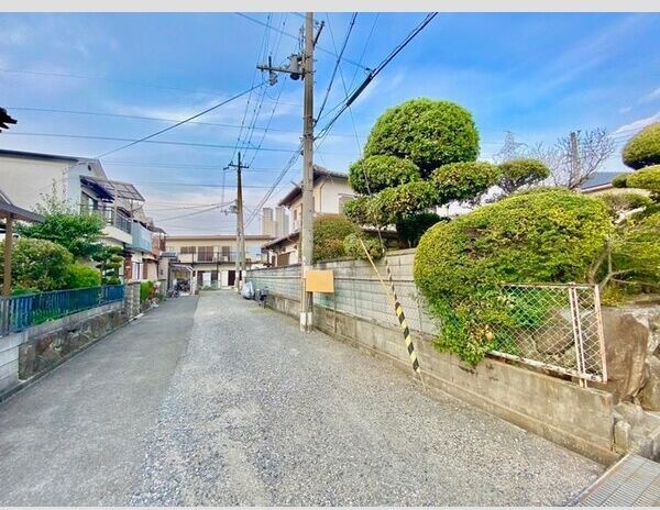 16/18 駐車場