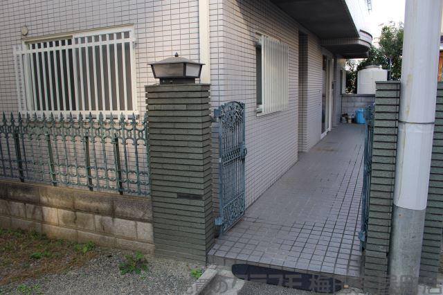 17/28 エントランス