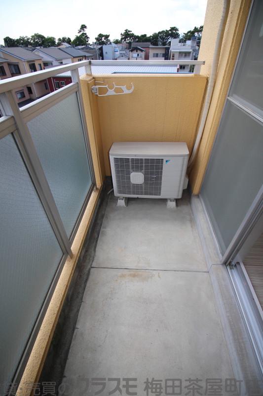 19/30 バルコニー