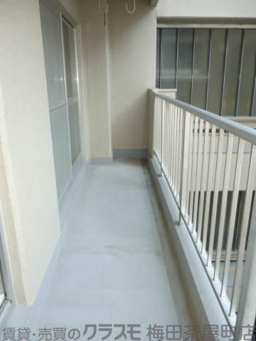 13/30 バルコニー