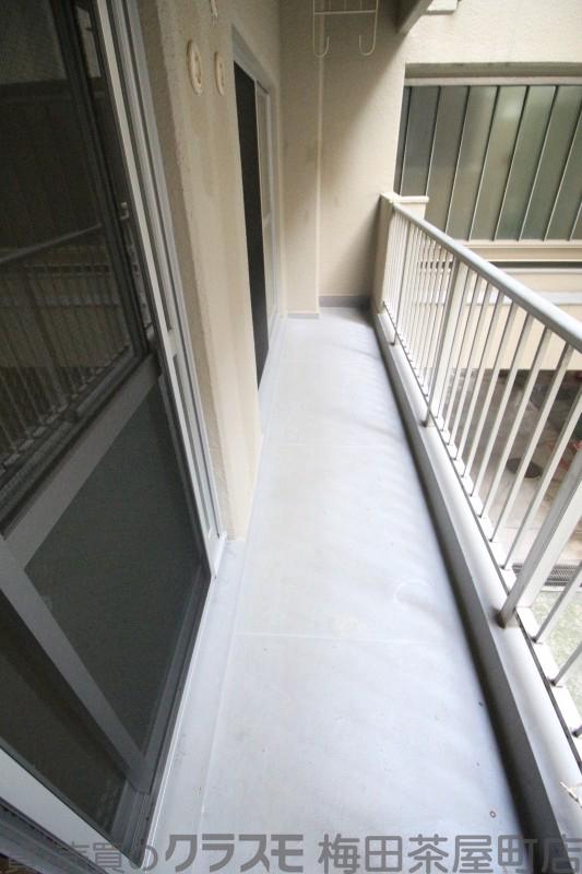 19/30 バルコニー