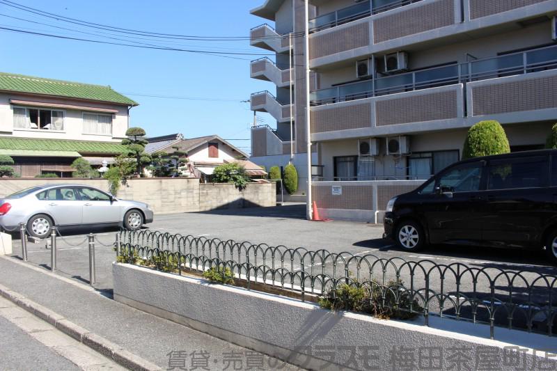 24/30 駐車場