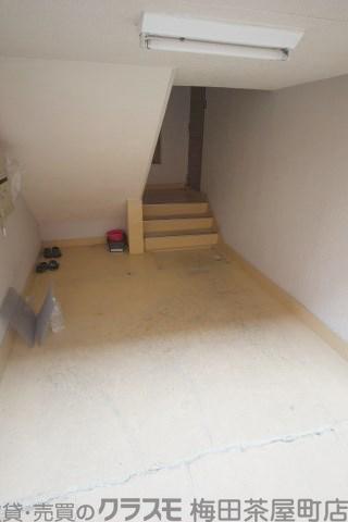 26/30 エントランス