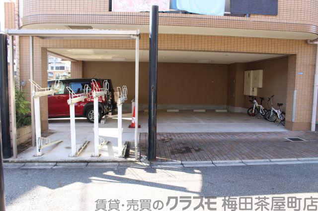24/30 駐車場