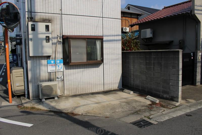 18/29 駐車場