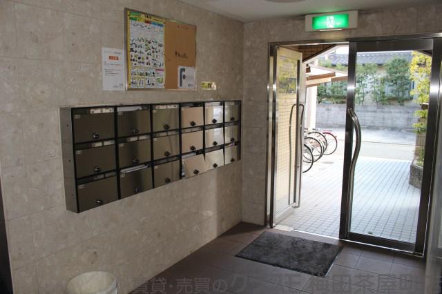 17/18 エントランス