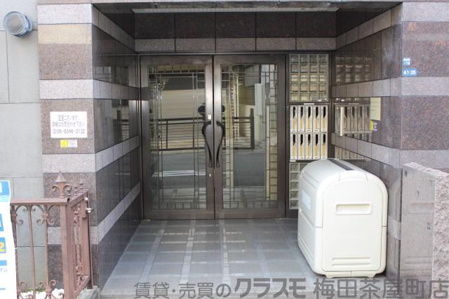 17/22 エントランス