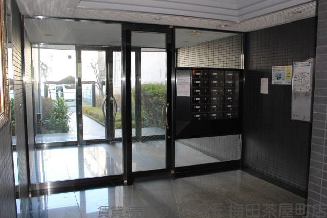 17/29 エントランス