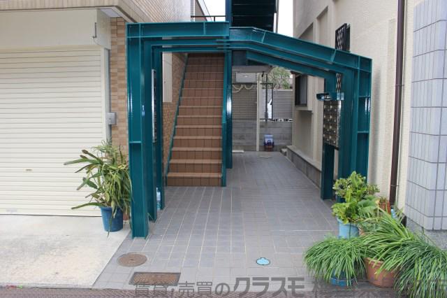 17/21 エントランス