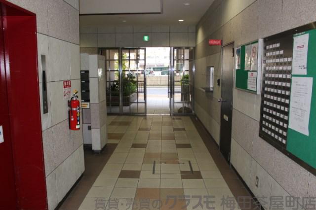 19/24 エントランス