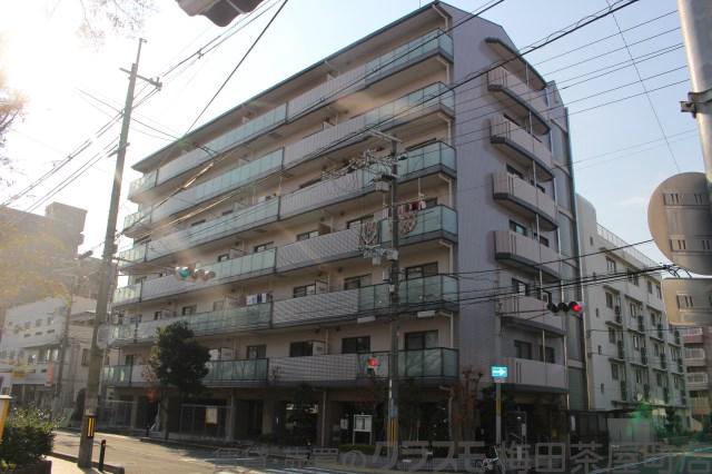 2/30 外観