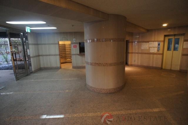 14/22 エントランス