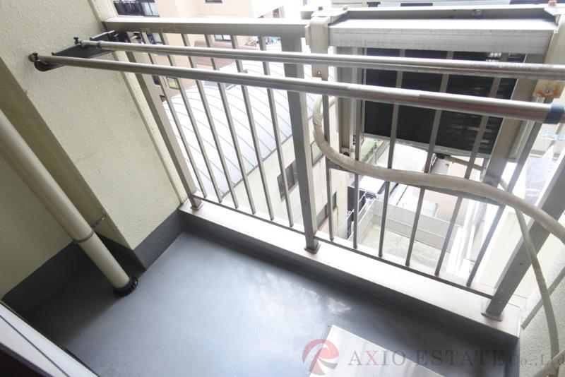 23/30 バルコニー