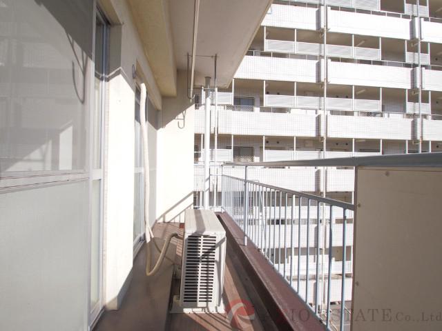 23/30 バルコニー