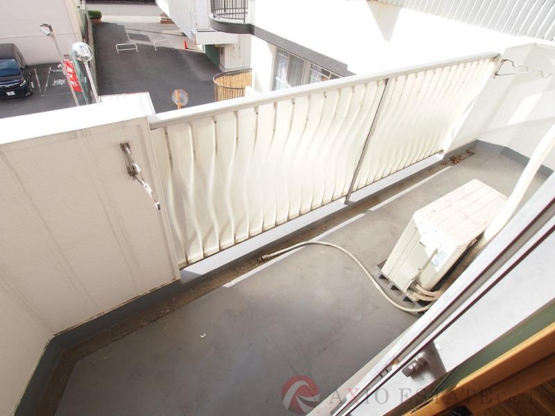 23/30 バルコニー