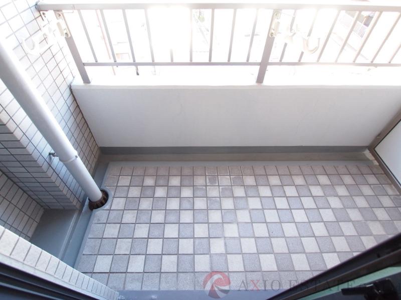 23/30 バルコニー