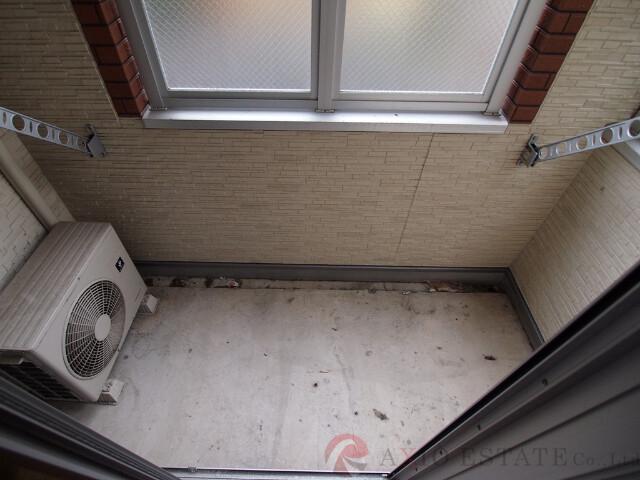 25/30 バルコニー