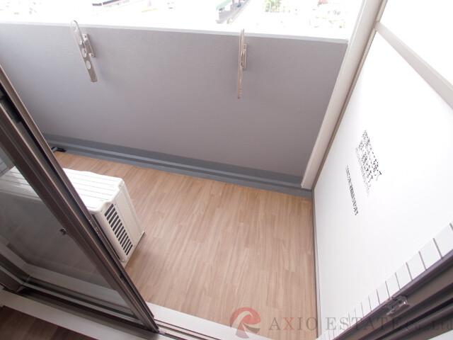 23/30 バルコニー