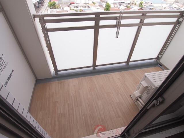 23/30 バルコニー