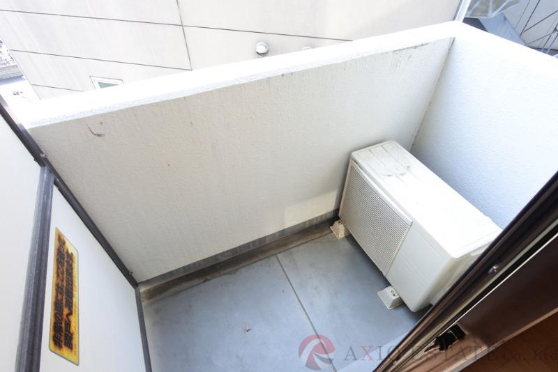 25/30 バルコニー