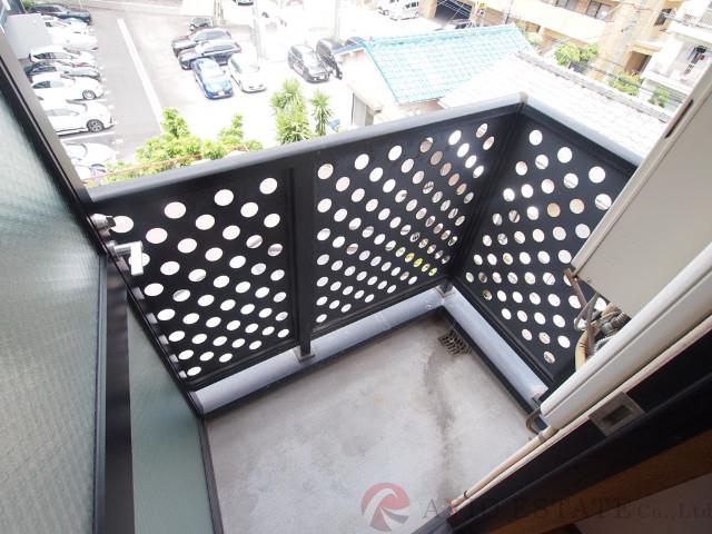 26/30 バルコニー