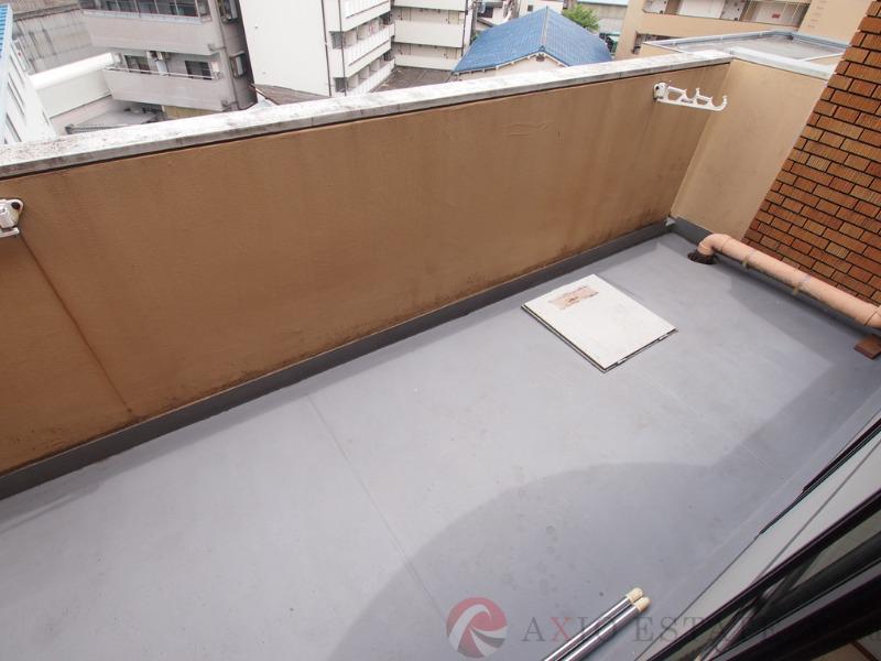 21/30 バルコニー