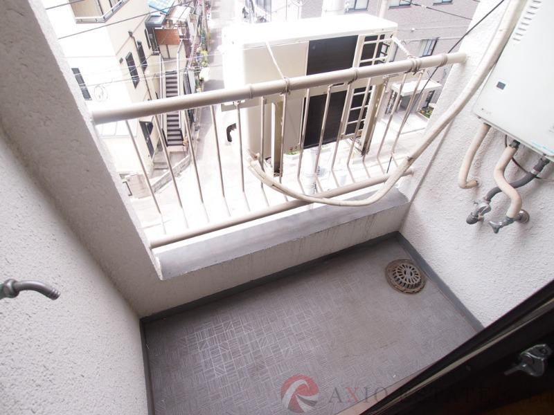 23/30 バルコニー